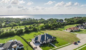 109 Ambrosia Ln, Heath, TX 75032
