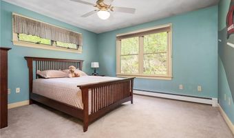 825 Woonsocket Hl, North Smithfield, RI 02896