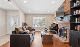 5731 Rainbow Hill Rd, Agoura Hills, CA 91301
