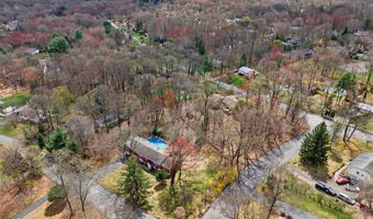 11 Kent Rd, Airmont, NY 10952