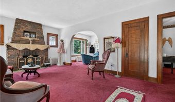 156 Woodhill Dr, Amherst, OH 44001