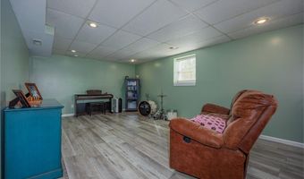 2515 E Primrose Ln, Altamont, IL 62411