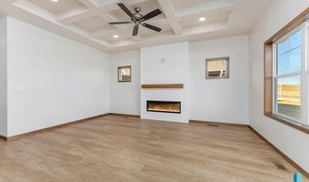 2316 E Tinley St, Brandon, SD 57005