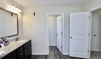 17 Carriagebrook Cir, Camden, SC 29020