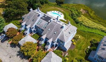 152 Crompton Ave 12, East Greenwich, RI 02818