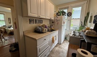 32 Sidlaw Rd 5, Boston, MA 02135