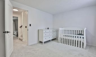 24 Suffolk Ct, Bedford, NH 03110