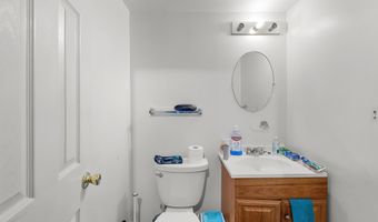 1021 LAKE SHORE Dr, Bowie, MD 20721