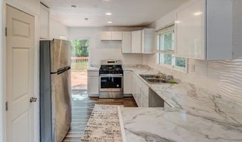 3210 Clifton Ave, Alton, IL 62002