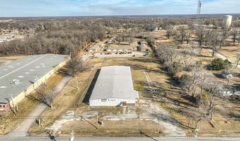 2800 Roberts Rd, Baxter Springs, KS 66713