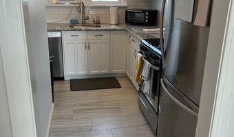 300 Deal Lake Dr 5, Asbury Park, NJ 07712