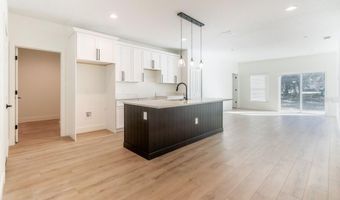 50 W 12TH St, Apopka, FL 32703