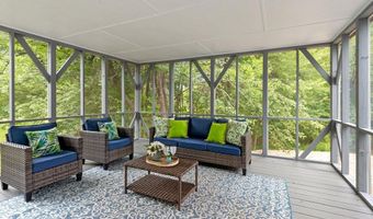 368 Hill Rd, Boxborough, MA 01719