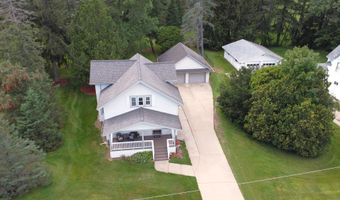 302 DELEGLISE St, Antigo, WI 54409