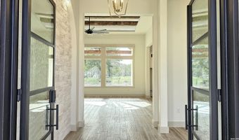 105 PIONEER Trl, Adkins, TX 78101