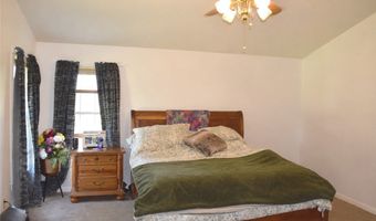 4777 Waterloo Rd, Atwater, OH 44201
