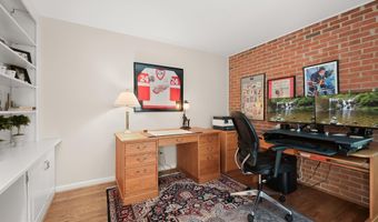 11836 HUNTING RIDGE Ct, Potomac, MD 20854