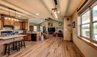 1020 County Road 1596, Alvord, TX 76225