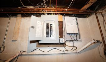 236 N Harvest St, Amherst, NY 14221