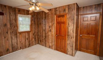 836 DEVENNEY Dr, Bellmawr, NJ 08031