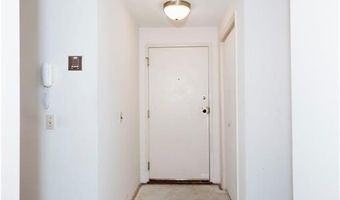 66 Girard Ave 106, Newport, RI 02840