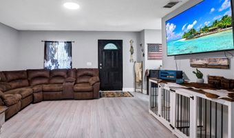 212 PIKE St, Auburndale, FL 33823