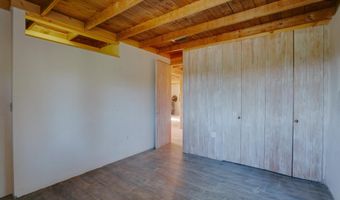 26 La Canada Rd, Arroyo Seco, NM 87514