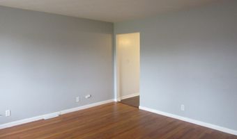 8323 8325 Lake Rd, Indianapolis, IN 46217