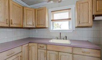 29 Anthony St, Coventry, RI 02816