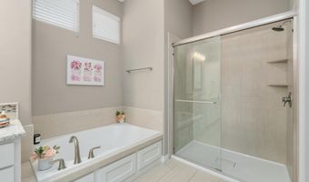 1513 N Shadow Rock Dr, Andover, KS 67002