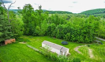 36 GRESHVILLE Rd, Boyertown, PA 19512