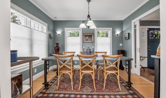33 Crescent Ave, Beverly, MA 01915