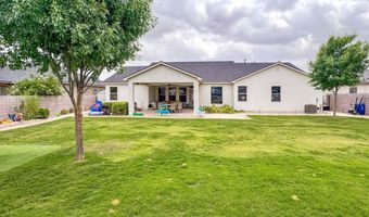 406 Plantation Ct, Carlsbad, NM 88220