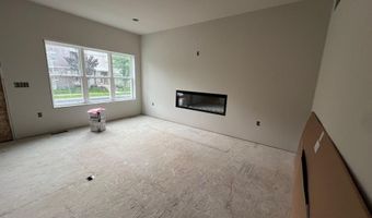 2811 Crinkle Root Dr, Fitchburg, WI 53711