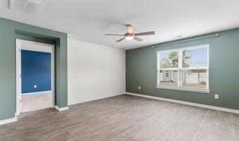 628 Woodland Farms Cir, Aynor, SC 29511