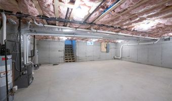 6 Pico Cir, Johnston, RI 02919