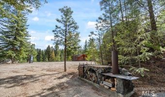 67 Little Donner Dr, Cascade, ID 83611