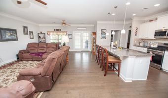 921 Deepwood Ct, Boiling Springs, SC 29316