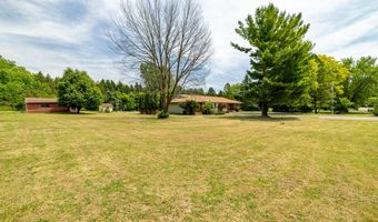 6272 Earhart Rd, Ann Arbor, MI 48105