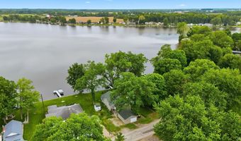 2948 E Skinner Lake N Dr, Albion, IN 46701