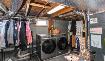 226 Becker Ave, East Providence, RI 02915
