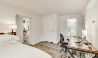 3100 N GLEBE Rd, Arlington, VA 22207