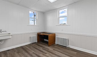 525 7th St, Altavista, VA 24517