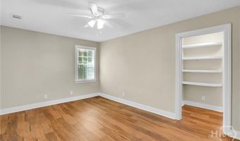 519 Vinson Ave, Savannah, GA 31404