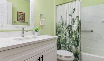 2900 Shipmaster Way #302, Annapolis, MD 21401