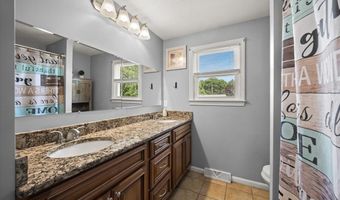 38 County St, Blackstone, MA 01504