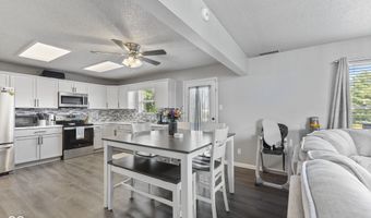 6608 Sonesta Dr, Indianapolis, IN 46217