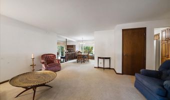 667 S Oswego Ct, Aurora, CO 80012