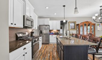 7566 159th St NW, Anoka, MN 55303
