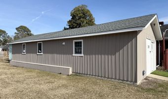 4254 Washington St, Ayden, NC 28513